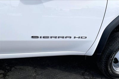 2026 GMC Sierra 3500 HD Chassis Cab Pro