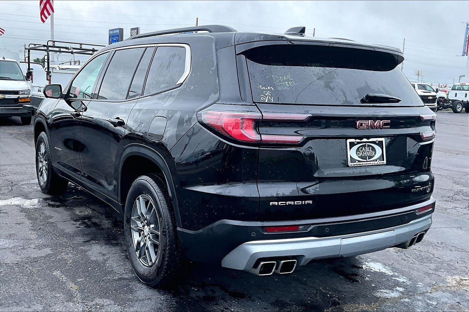 2025 GMC Acadia Elevation