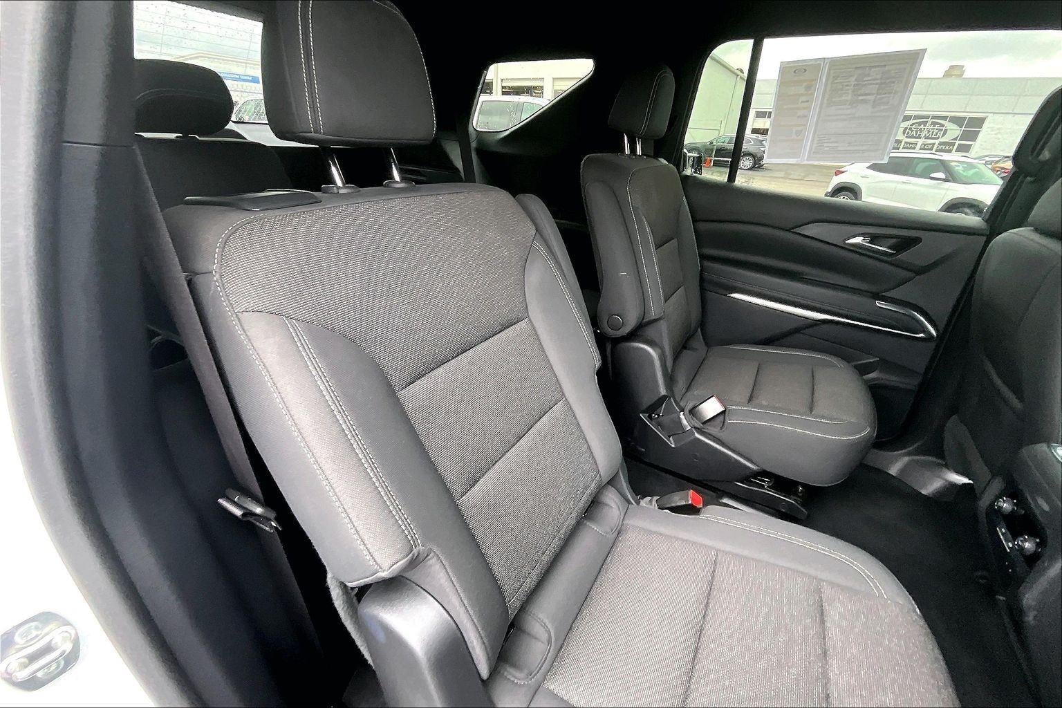 2024 Chevrolet Traverse LT