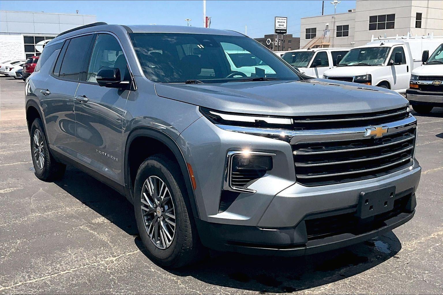 2024 Chevrolet Traverse's photo