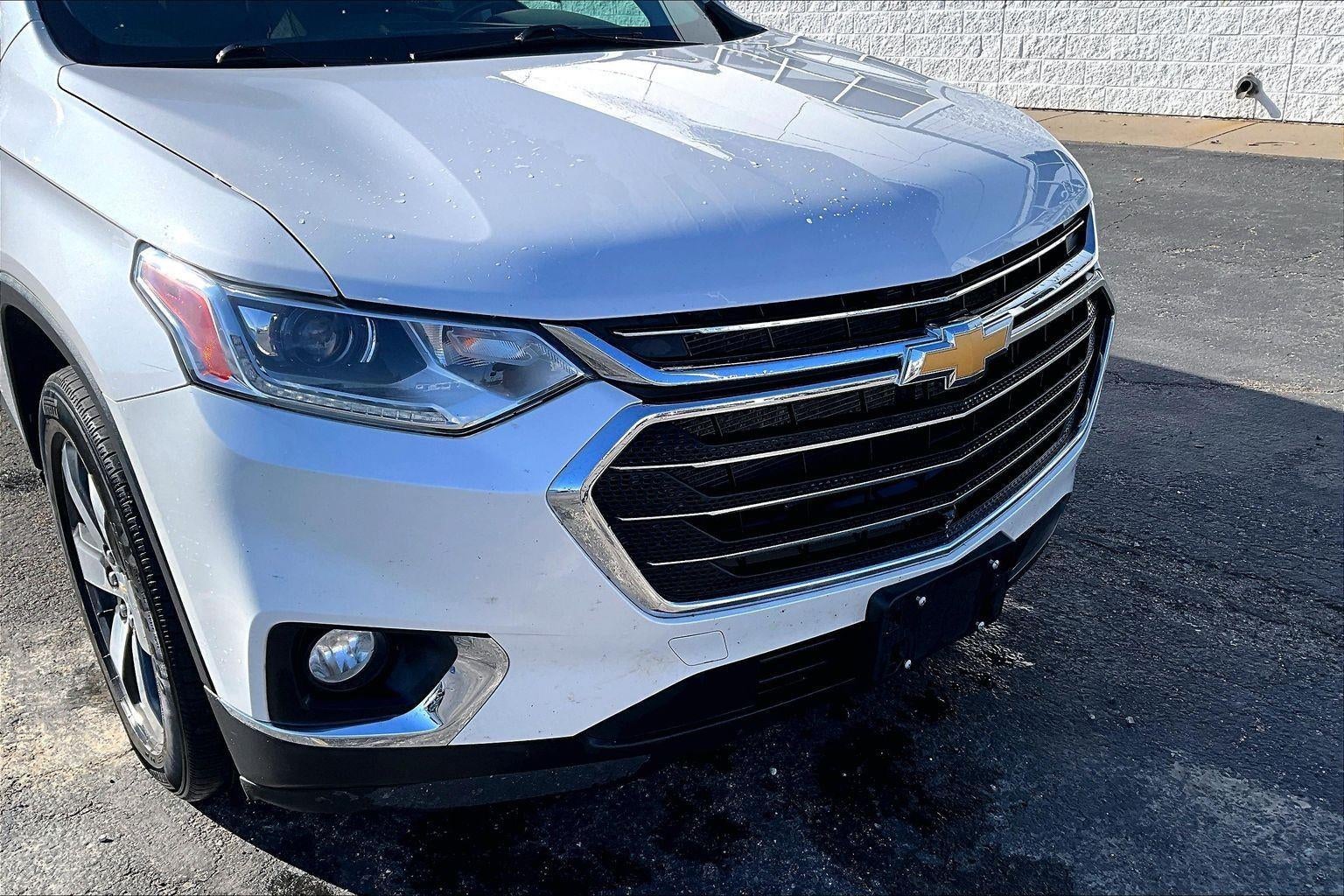 2021 Chevrolet Traverse LT Leather