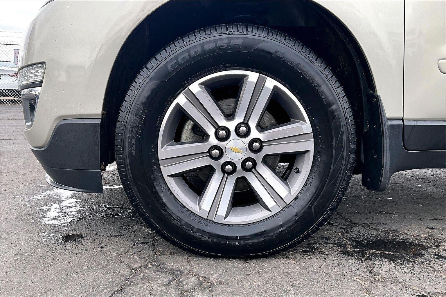 Used 2017 Chevrolet Traverse 1LT with VIN 1GNKRGKD7HJ156976 for sale in Kansas City