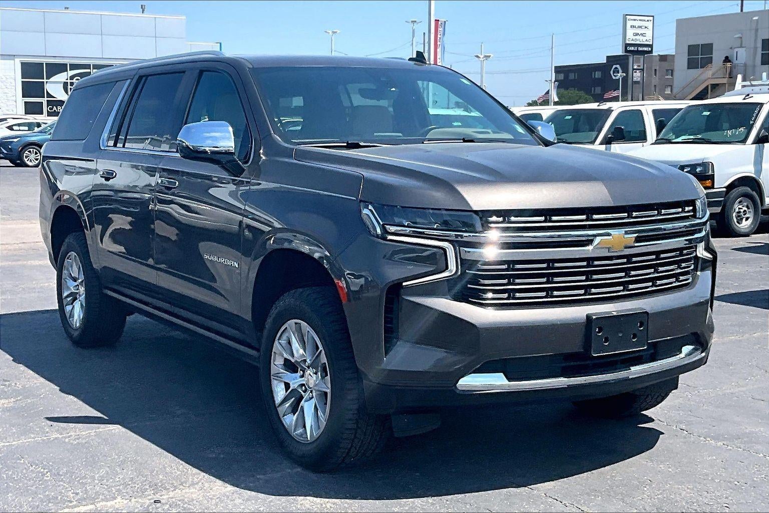 2021 Chevrolet Suburban 4WD 1500 Premier's photo