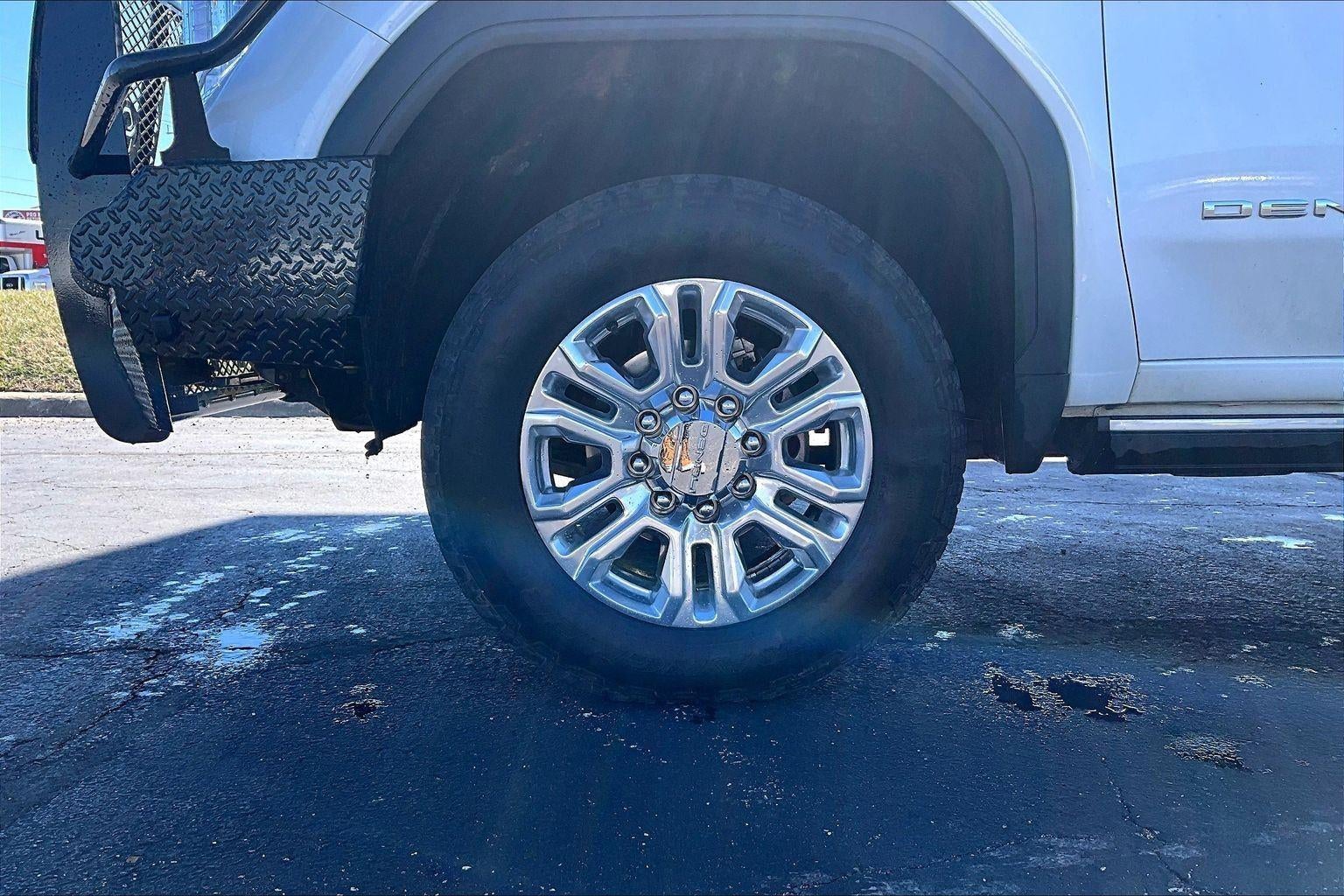 Used 2022 GMC Sierra 2500 Denali HD Denali with VIN 1GT49REY4NF155763 for sale in Kansas City