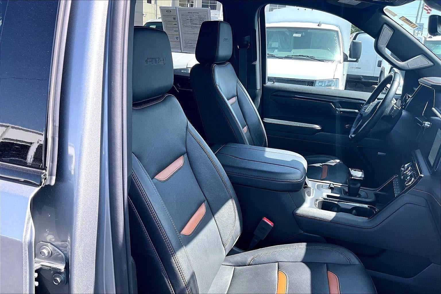 2024 GMC Sierra 1500 AT4