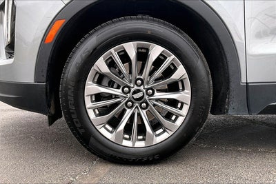 2024 Cadillac XT4 Premium Luxury