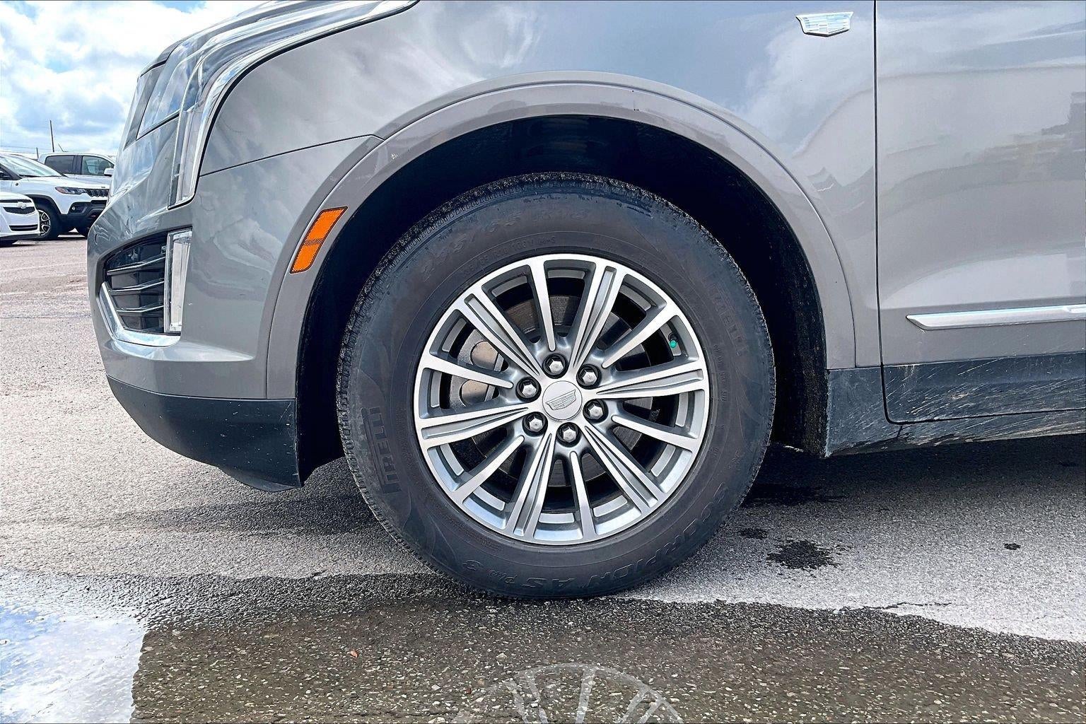 Used 2019 Cadillac XT5 Luxury with VIN 1GYKNCRSXKZ133745 for sale in Kansas City
