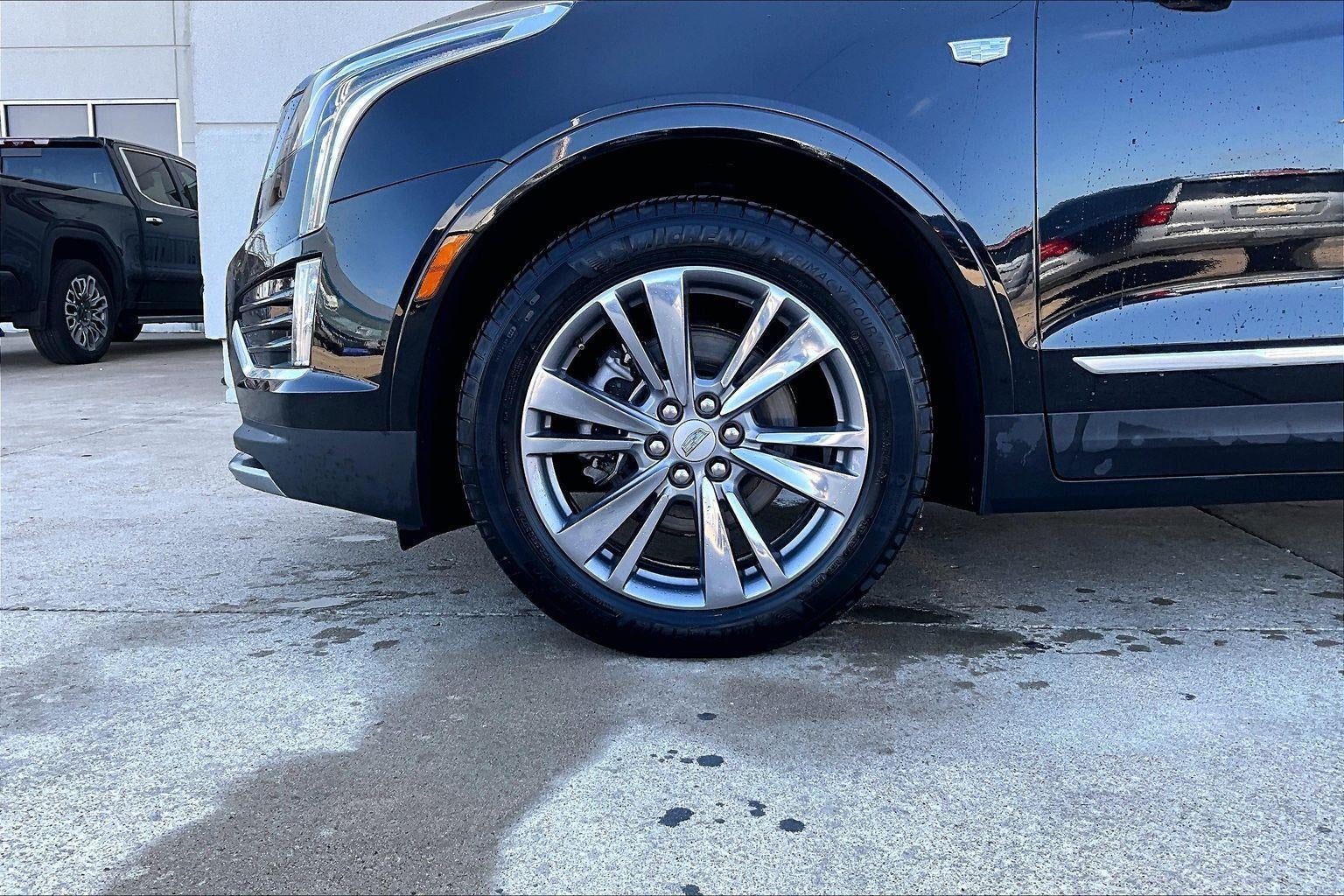 Used 2025 Cadillac XT5 Premium Luxury with VIN 1GYKNDRS5SZ136316 for sale in Kansas City