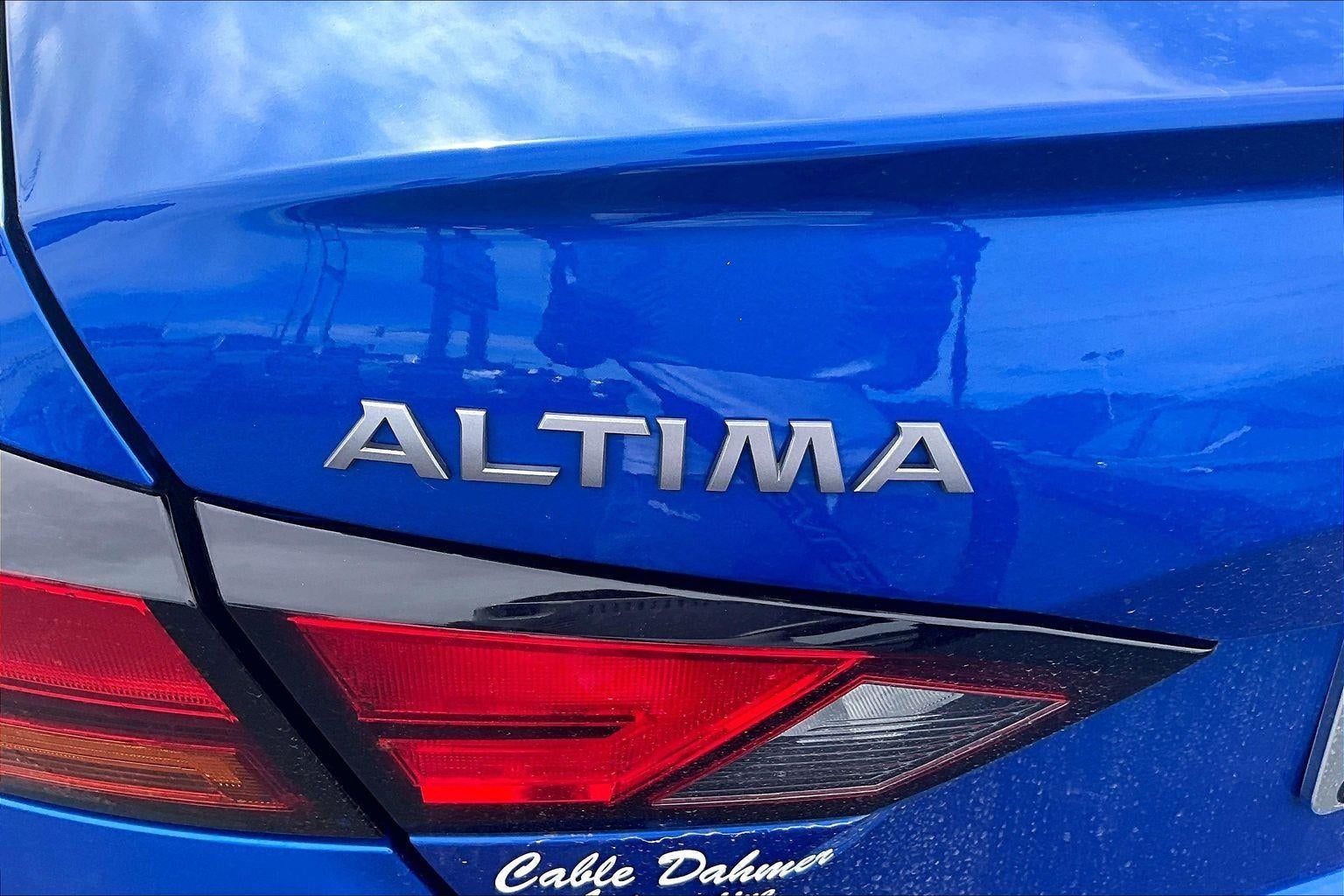 2025 Nissan Altima SV