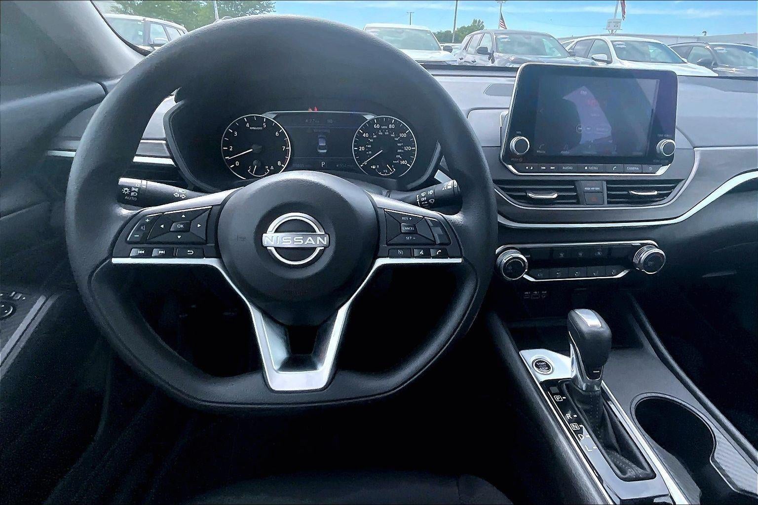 2025 Nissan Altima SV