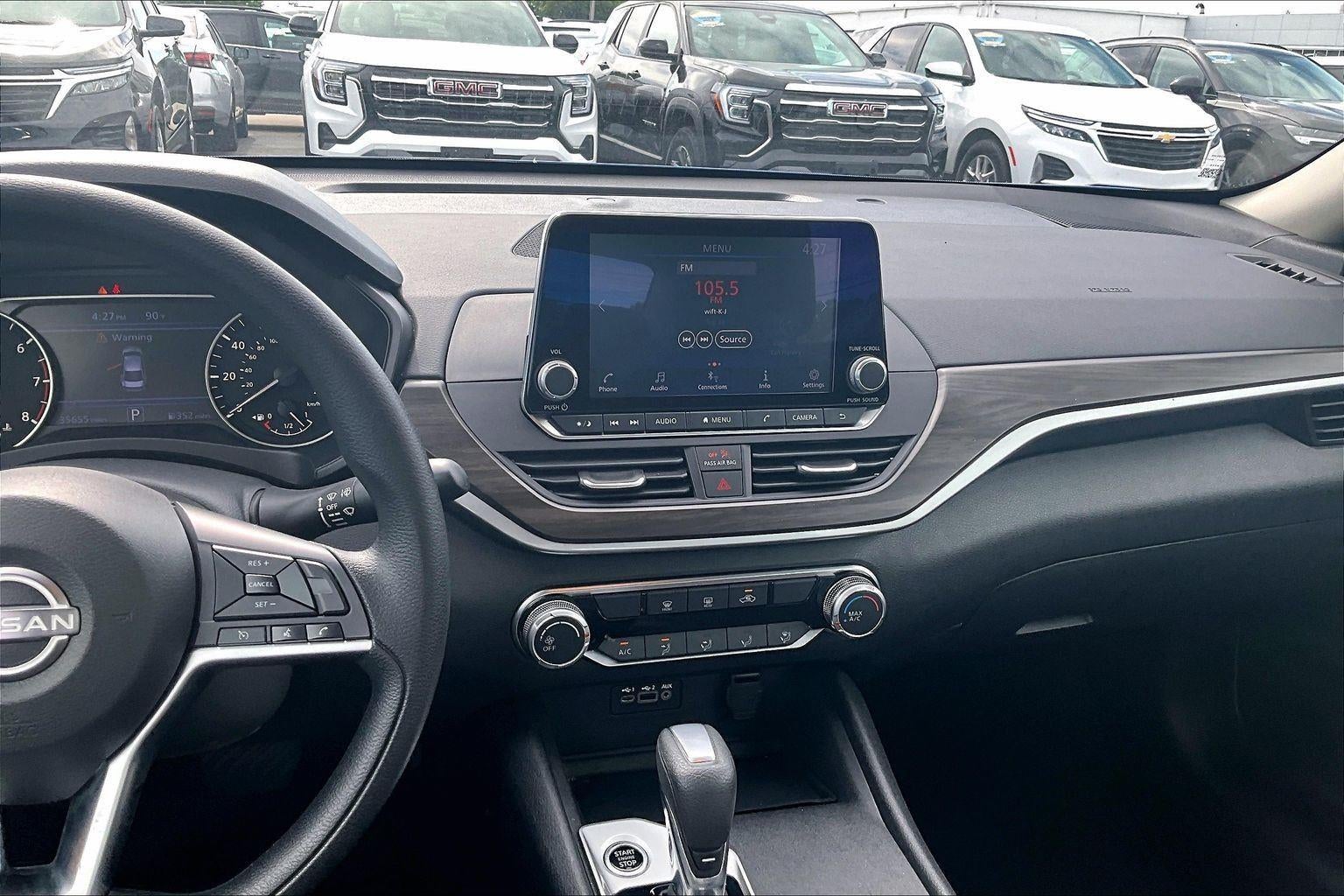 2025 Nissan Altima SV