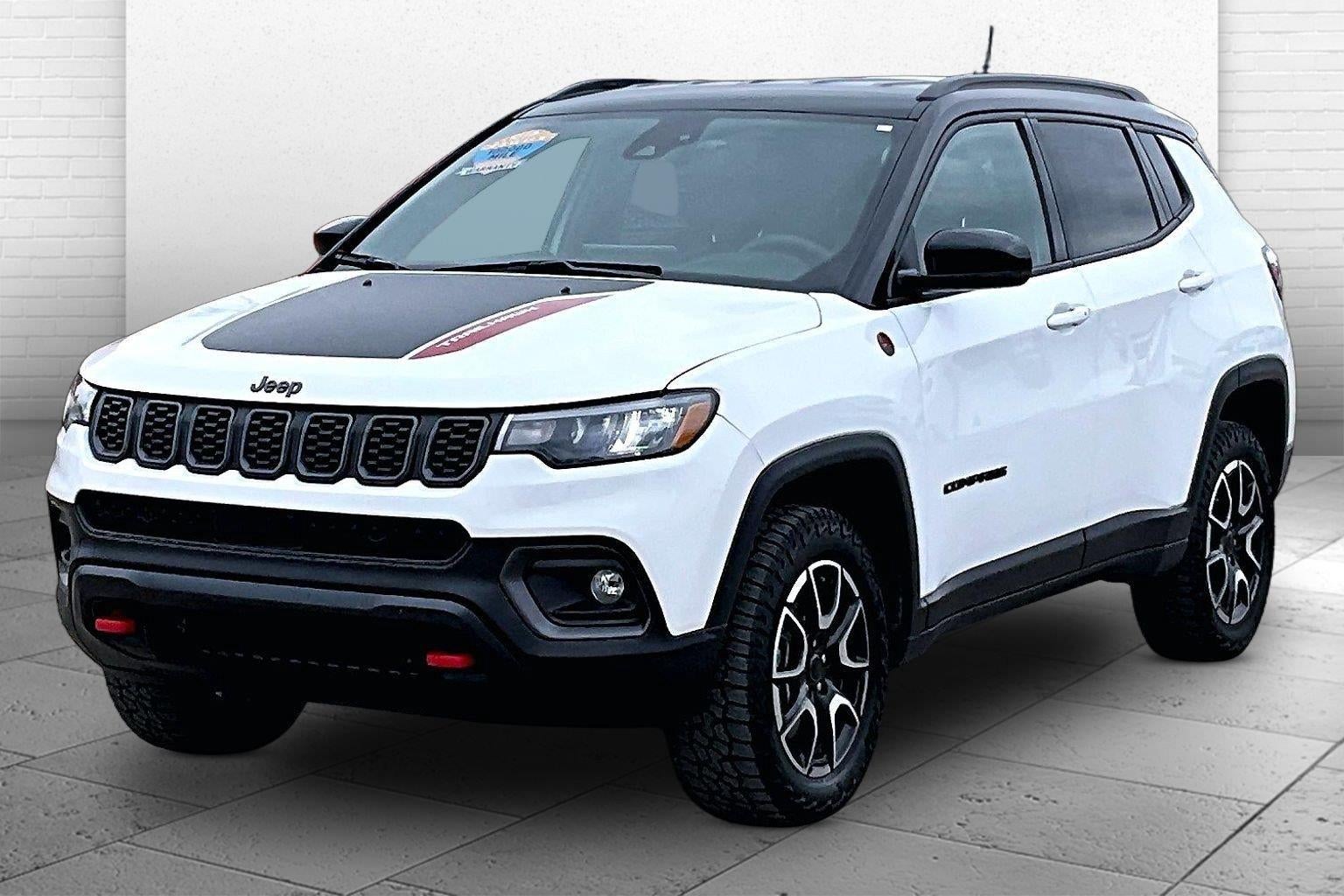 2025 Jeep Compass Trailhawk - Photo 13
