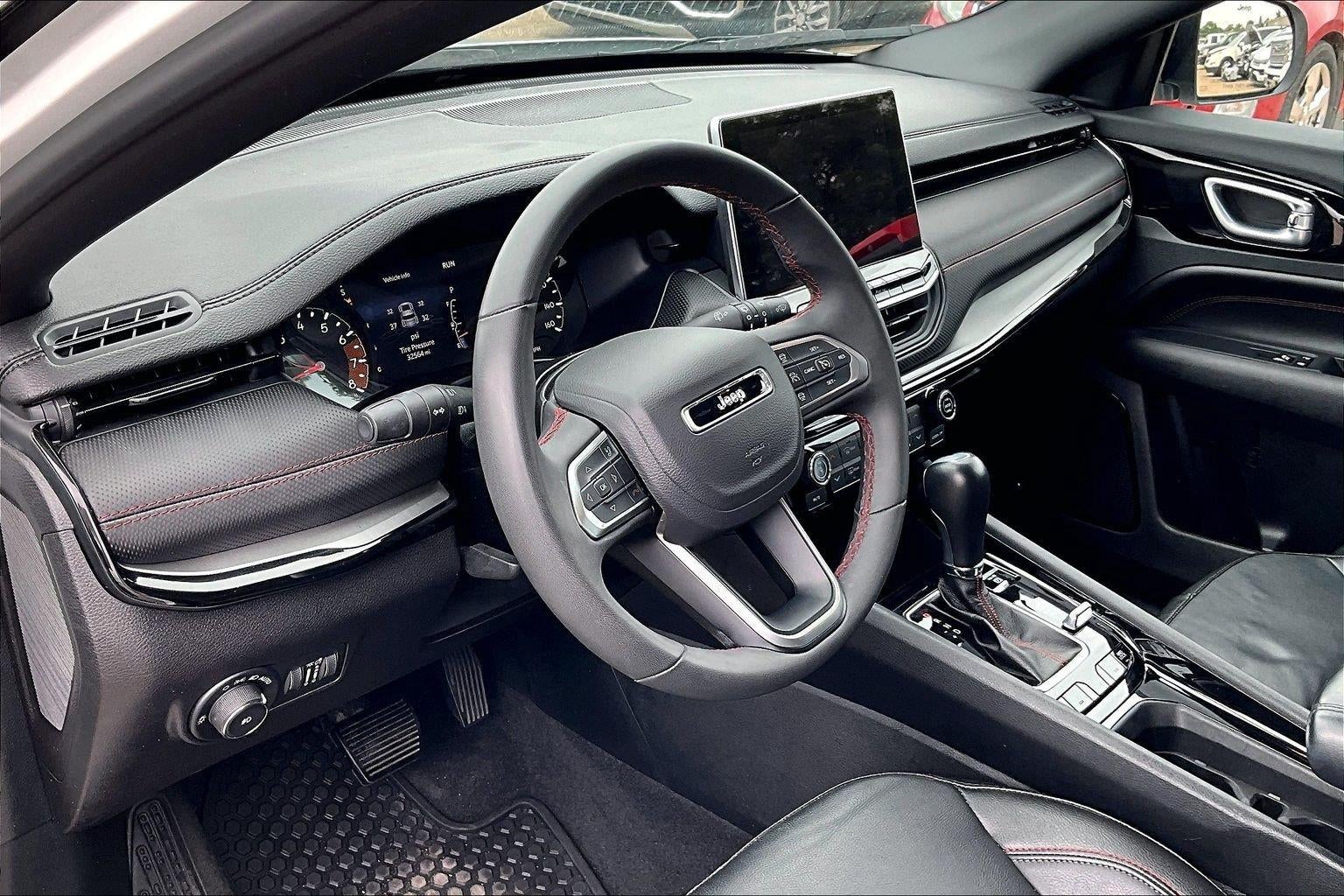 2025 Jeep Compass Trailhawk - Photo 15