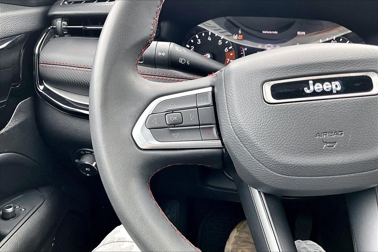 2025 Jeep Compass Trailhawk - Photo 19