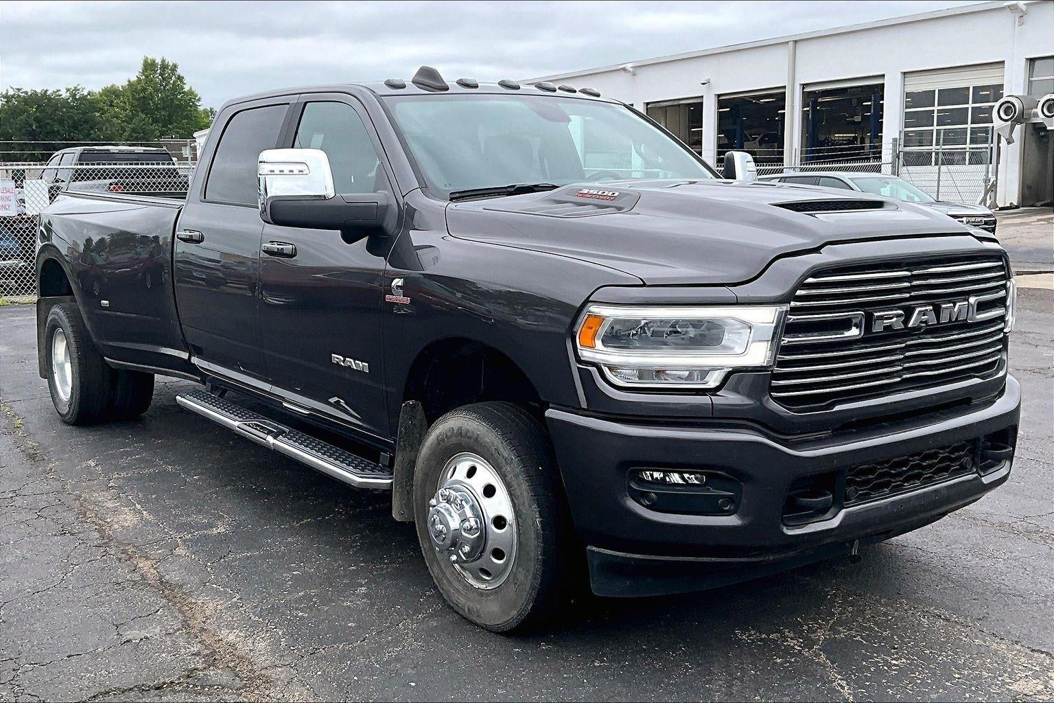 2023 RAM 3500 Laramie 4X4 Crew Cab LWB's photo