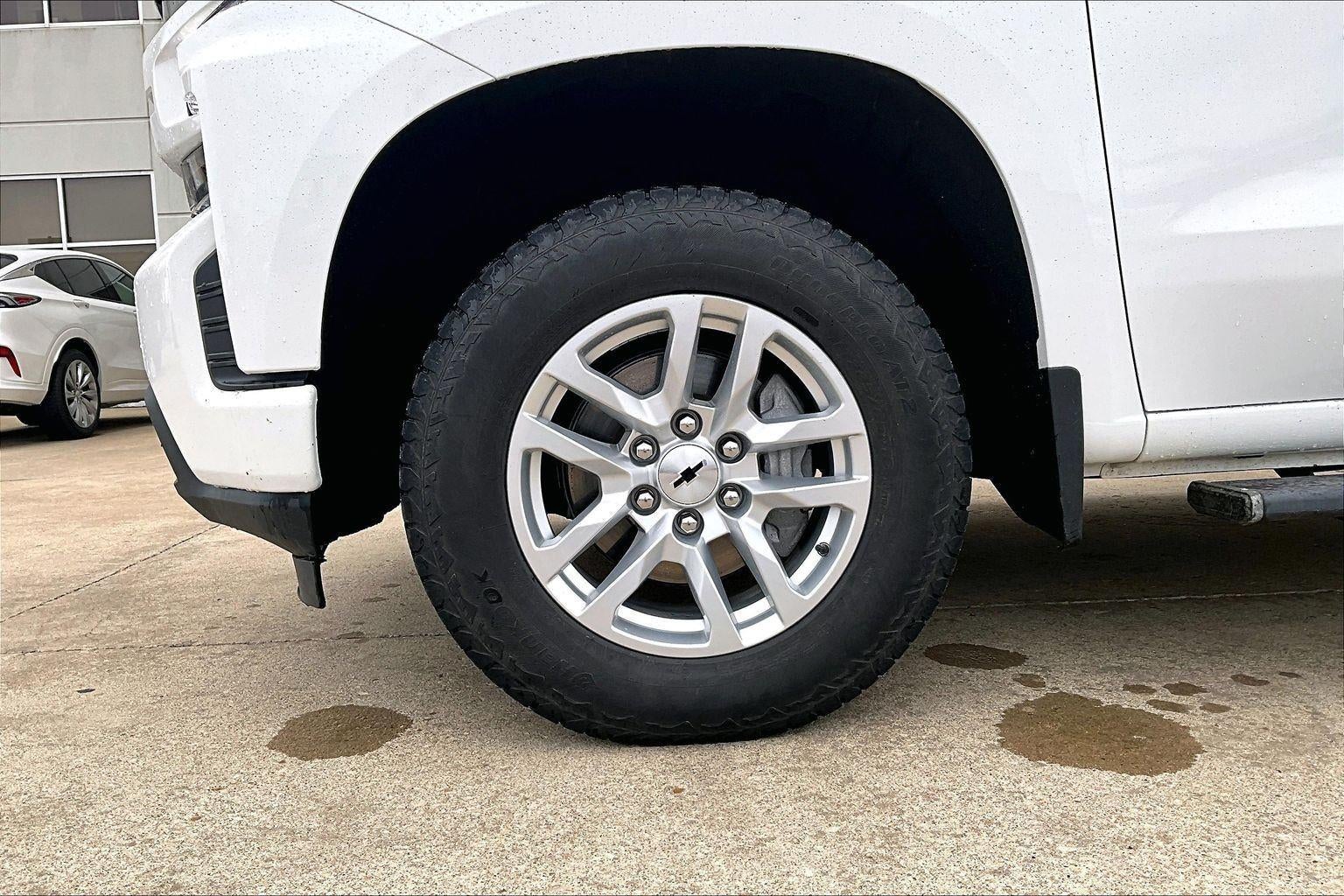 Used 2021 Chevrolet Silverado 1500 RST with VIN 3GCUYEED4MG221346 for sale in Kansas City