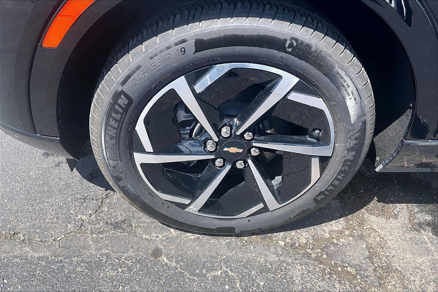 2025 Chevrolet Equinox EV LT