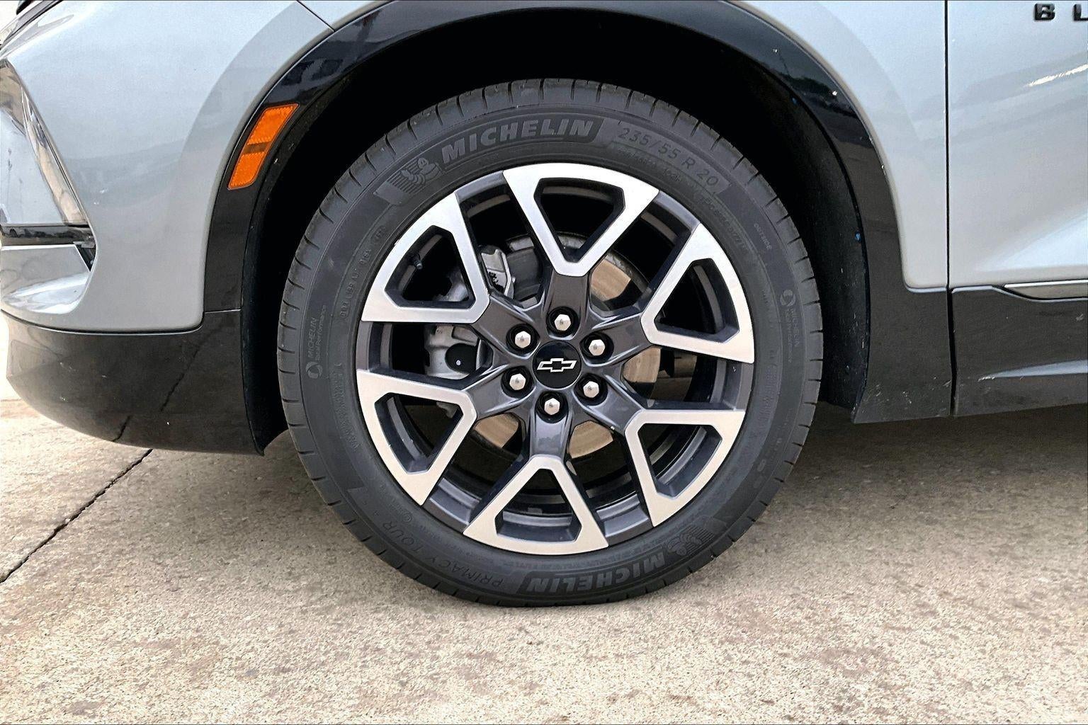 Used 2025 Chevrolet Blazer RS with VIN 3GNKBKRS4SS217380 for sale in Kansas City