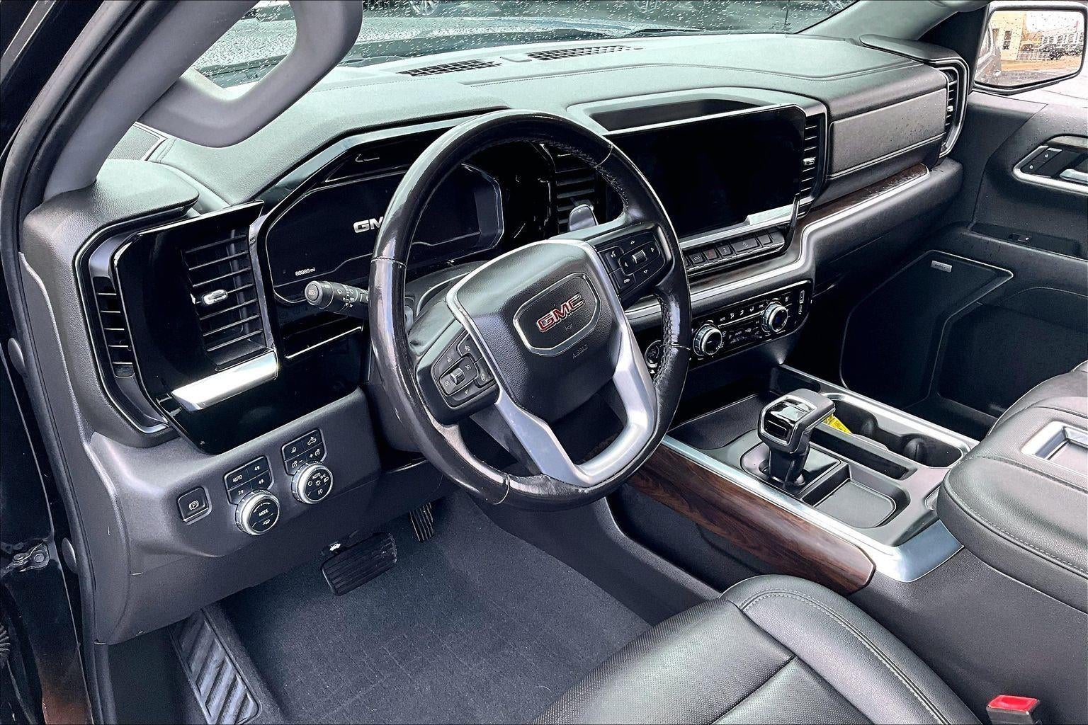 2022 GMC Sierra 1500 SLT