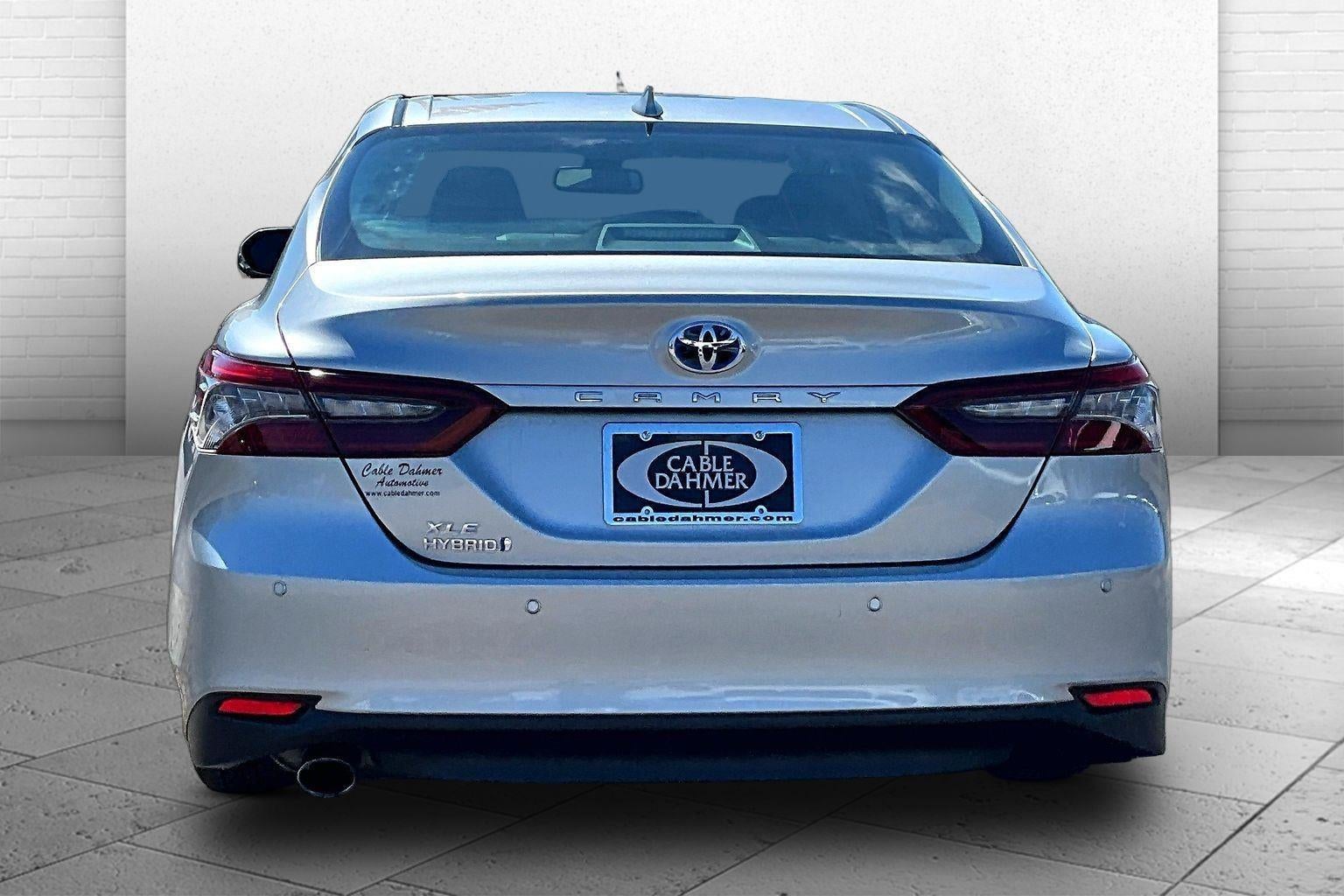 2021 Toyota Camry Hybrid XLE
