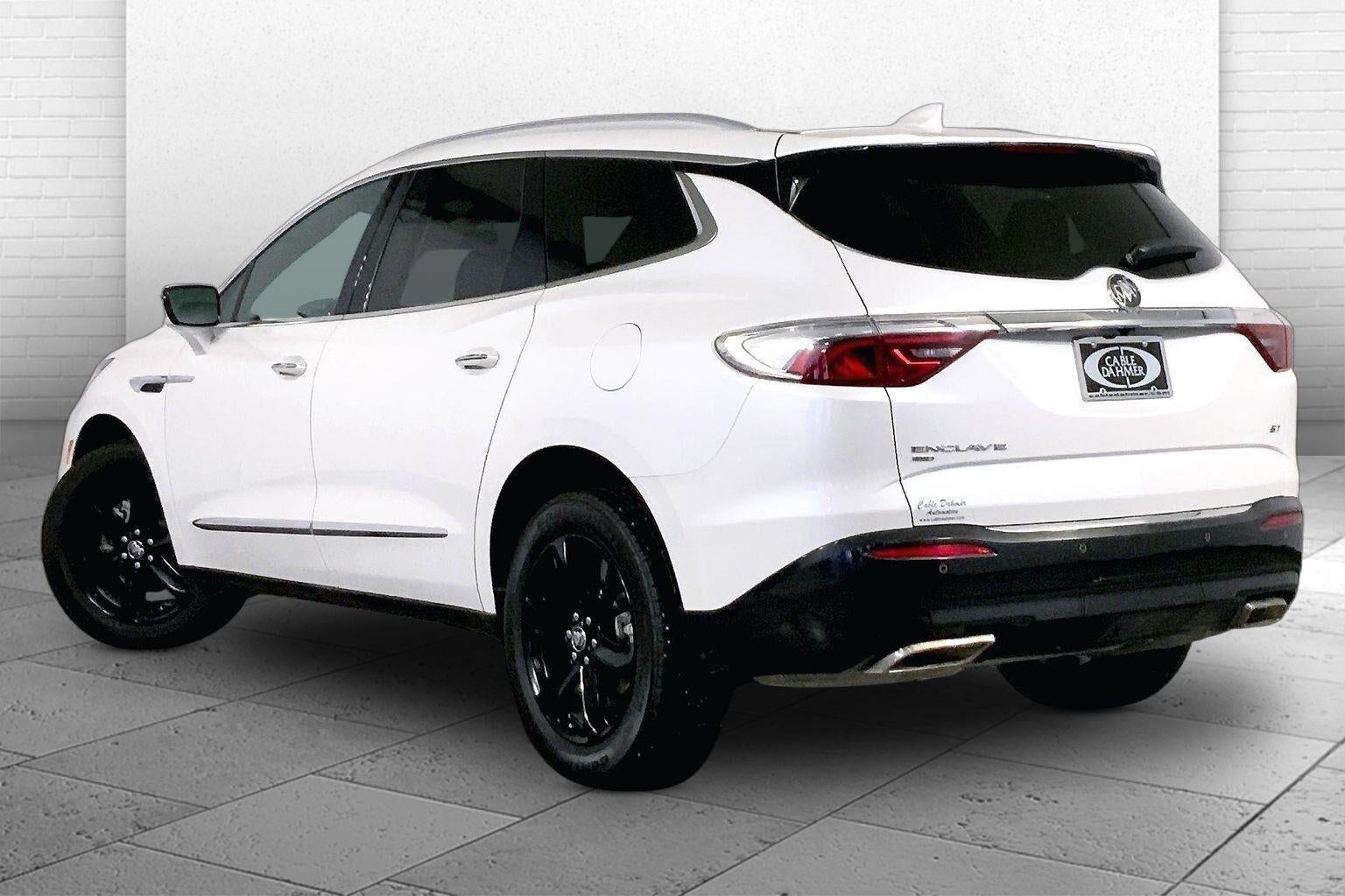 Used 2023 Buick Enclave Essence with VIN 5GAEVAKW2PJ190422 for sale in Kansas City