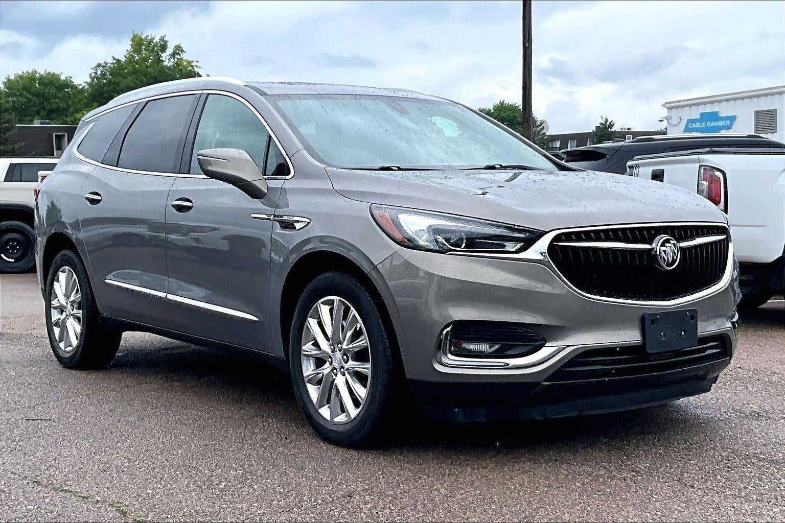 2018 Buick Enclave Essence AWD's photo