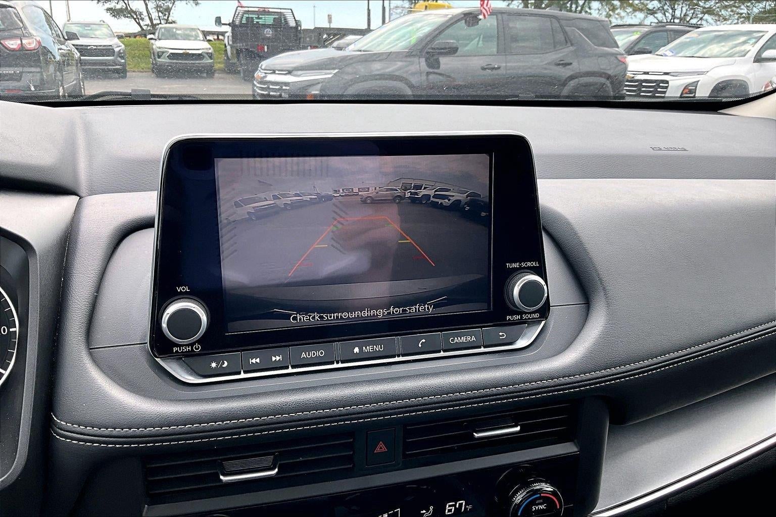 2025 Nissan Rogue SV - Photo 22