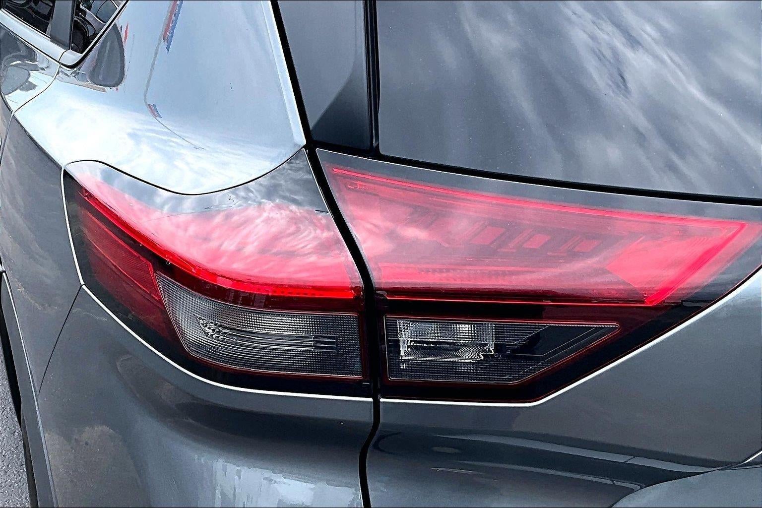 2025 Nissan Rogue SV - Photo 28