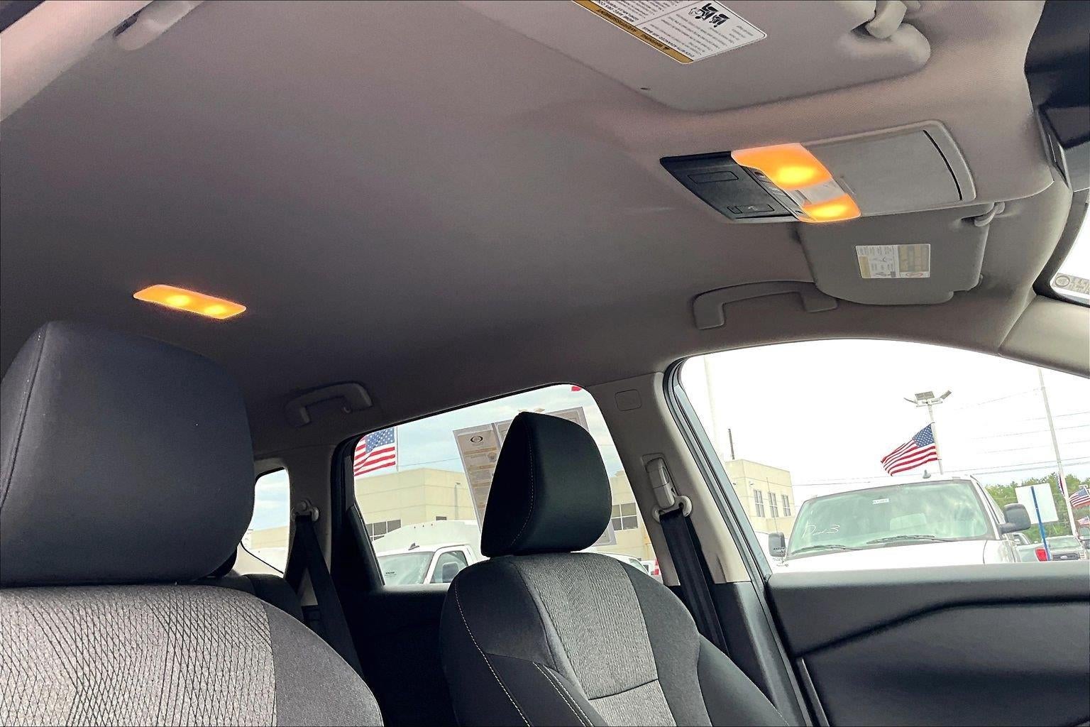 2025 Nissan Rogue SV - Photo 29