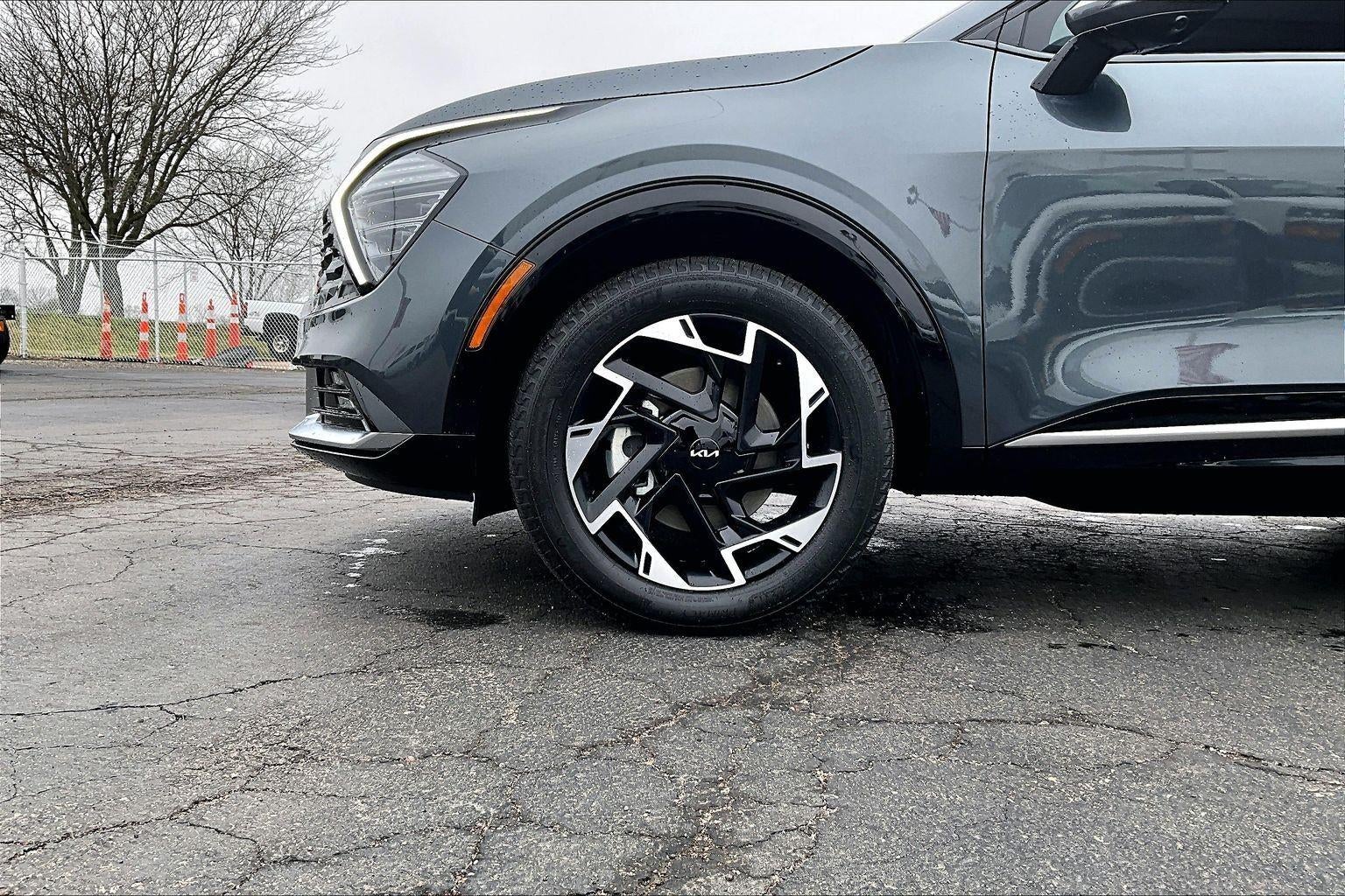 Used 2024 Kia Sportage SX Prestige with VIN 5XYK5CDF2RG206518 for sale in Kansas City