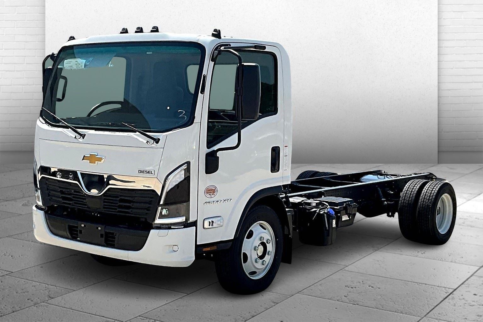 2025 Chevrolet Low Cab Forward 4500 XD Base