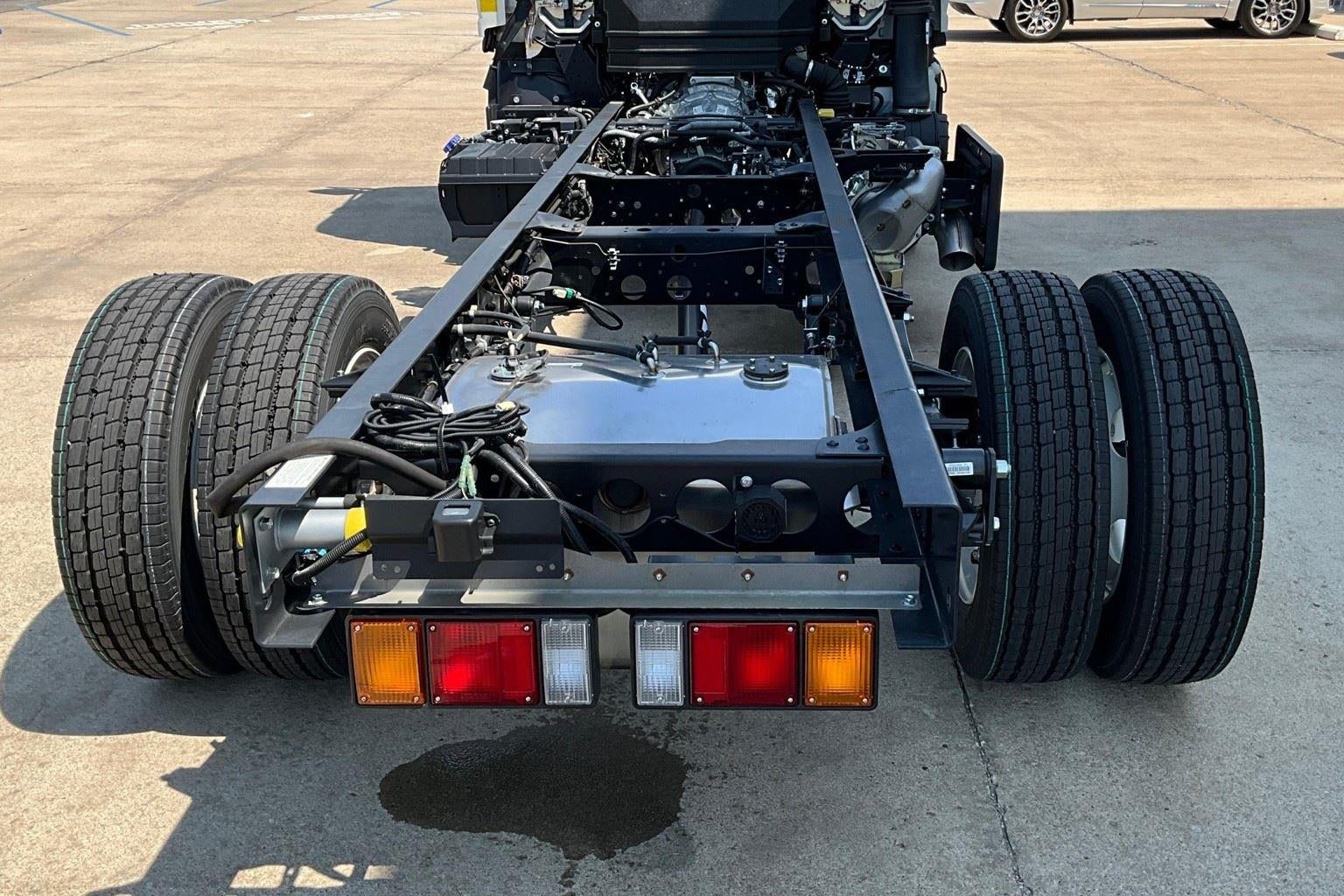 2025 Chevrolet Low Cab Forward 4500 XD Base