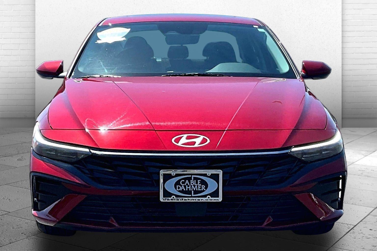 Used 2025 Hyundai Elantra SEL with VIN KMHLS4DG0SU973621 for sale in Kansas City