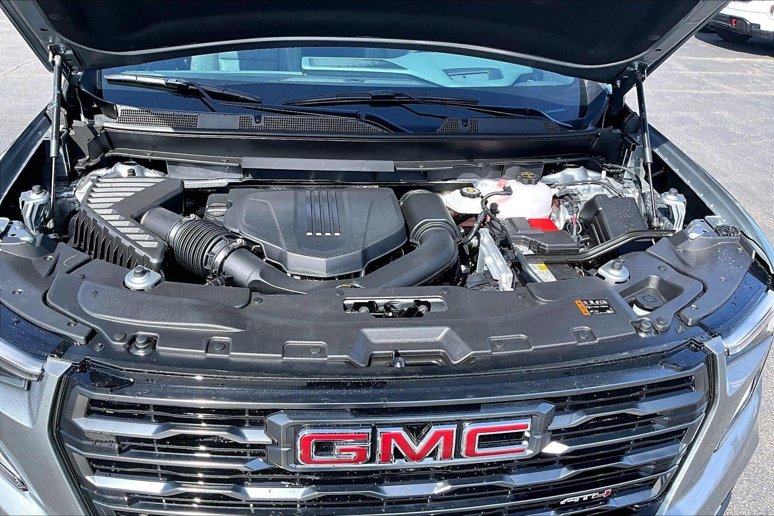 2026 GMC Acadia AT4
