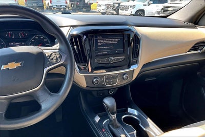 2022 Chevrolet Traverse LS