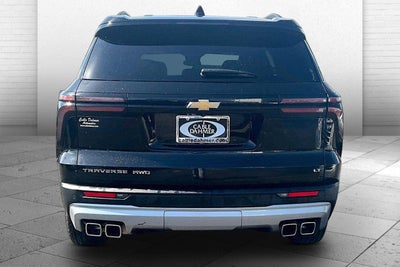 2024 Chevrolet Traverse LT