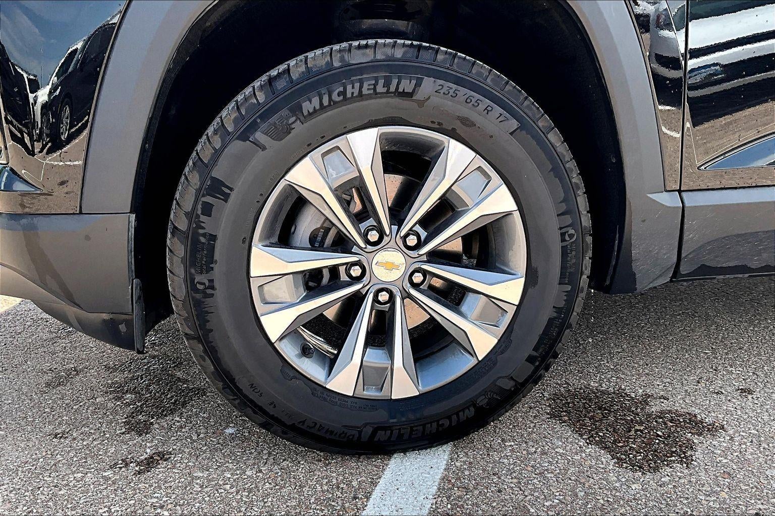 Used 2026 Chevrolet Equinox LT with VIN 3GNAXPEG9TL331625 for sale in Kansas City