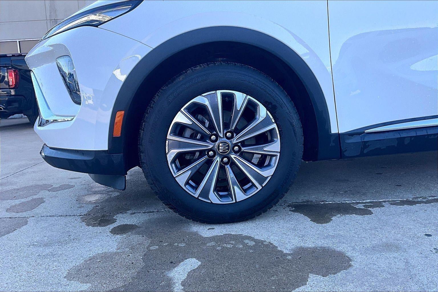 Used 2025 Buick Envision Preferred with VIN LRBFZKE49SD081551 for sale in Kansas City