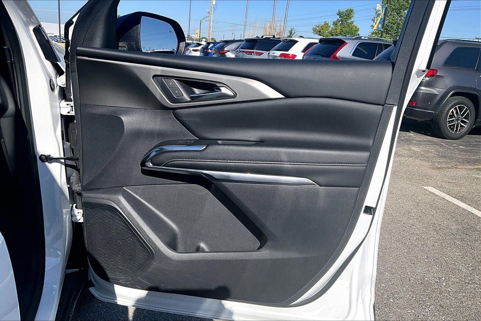 2024 Chevrolet Traverse AWD LT