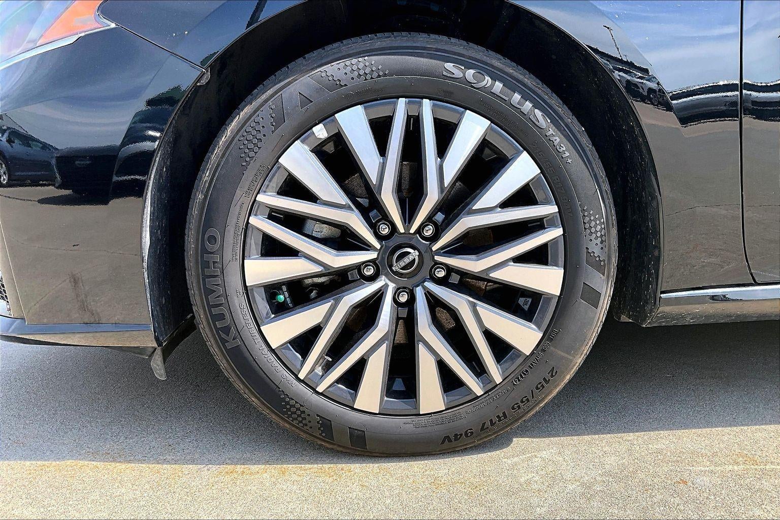 2025 Nissan Altima SV