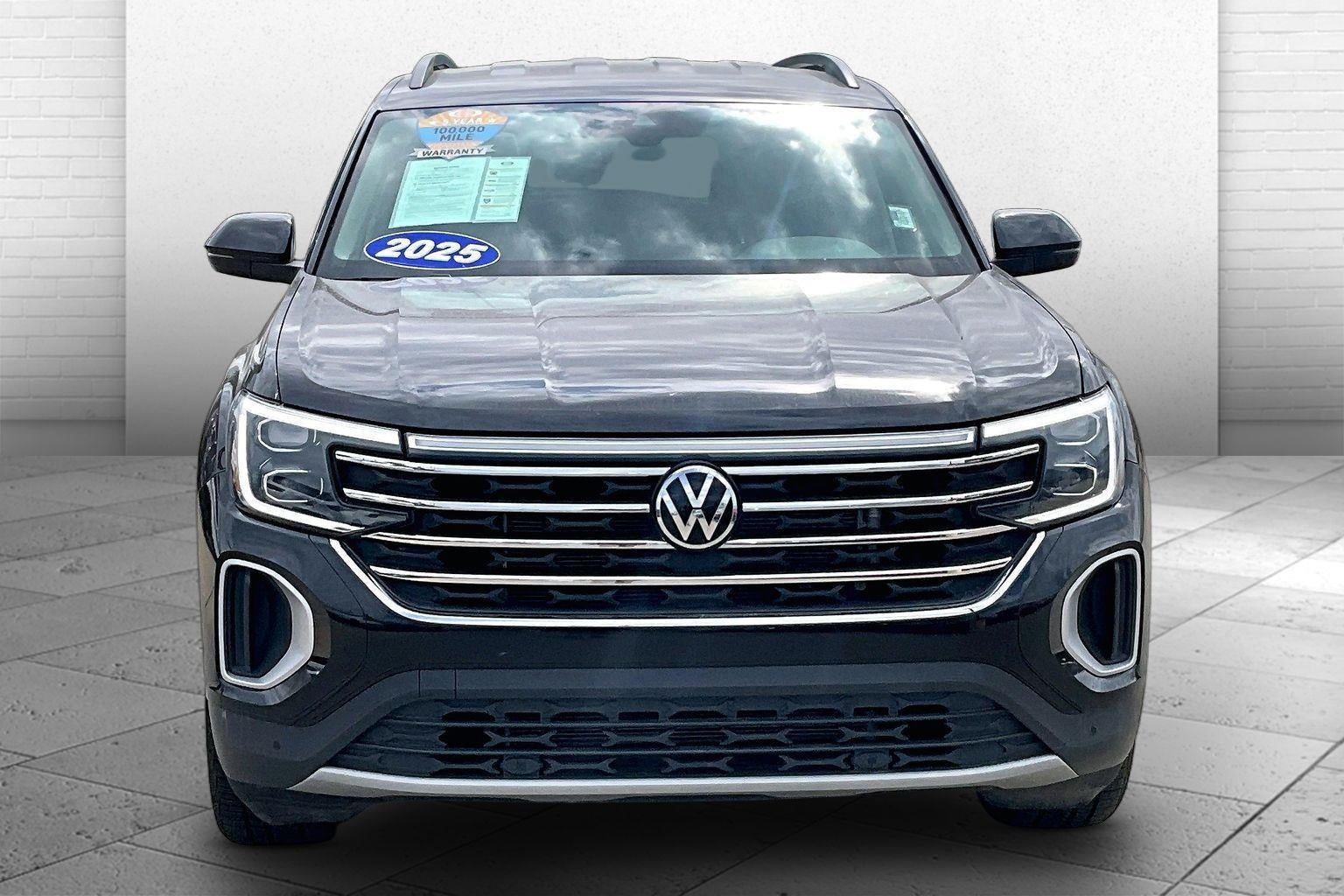 2025 Volkswagen Atlas 2.0T SE w/Technology