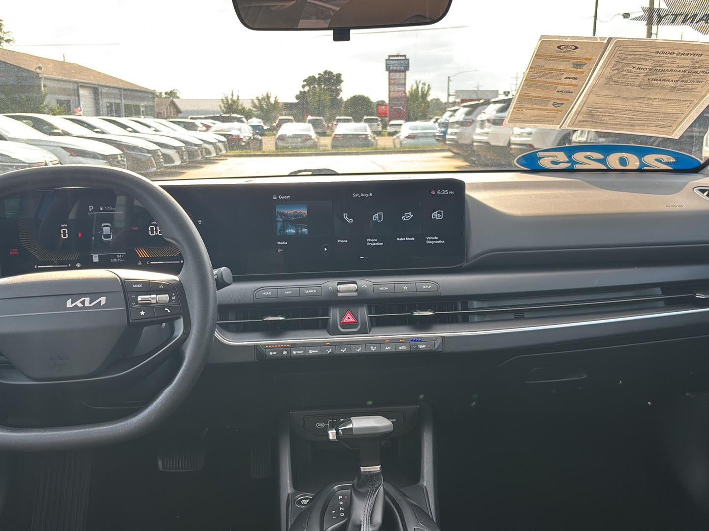 2025 Kia K4 LXS