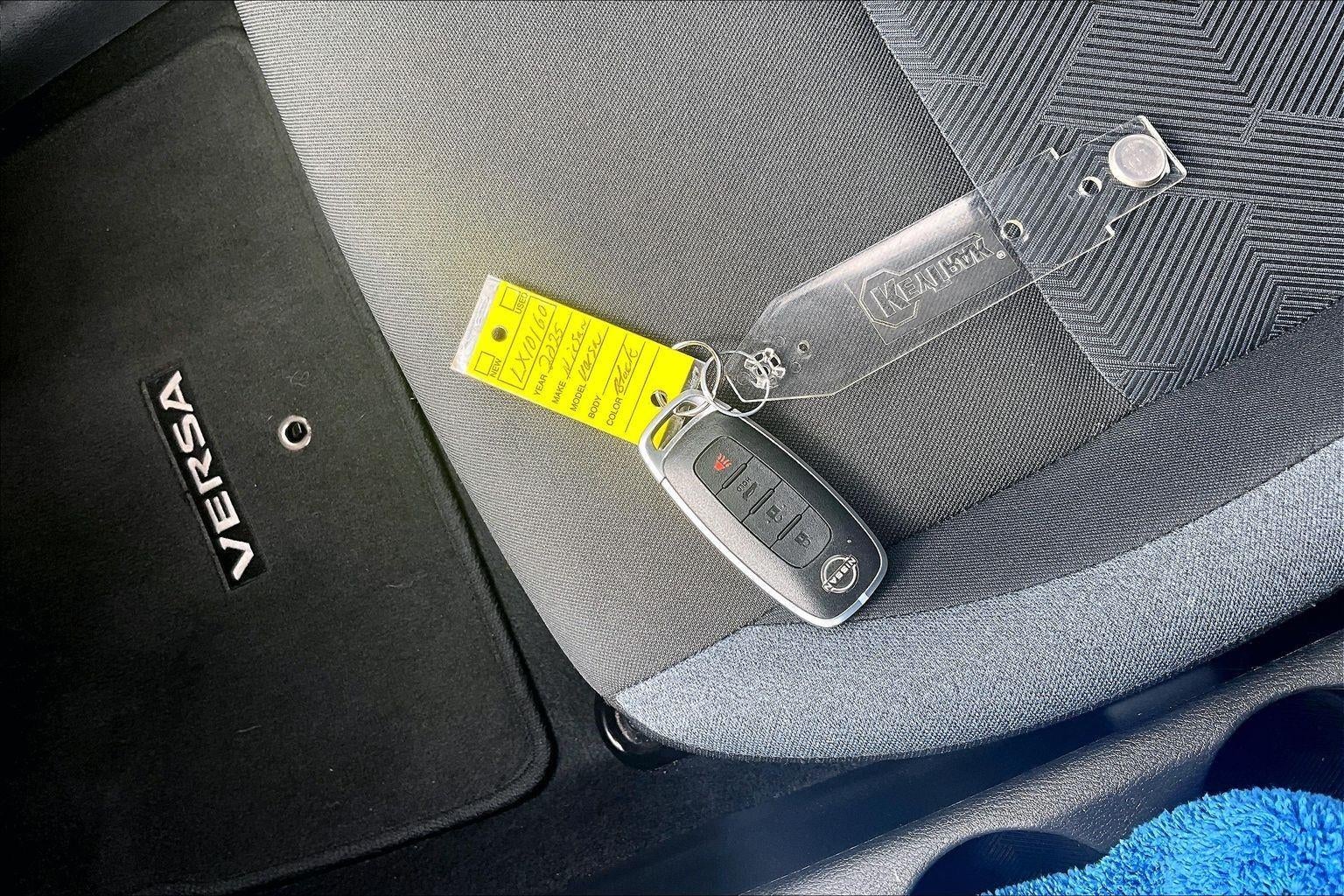 2025 Nissan Versa SV