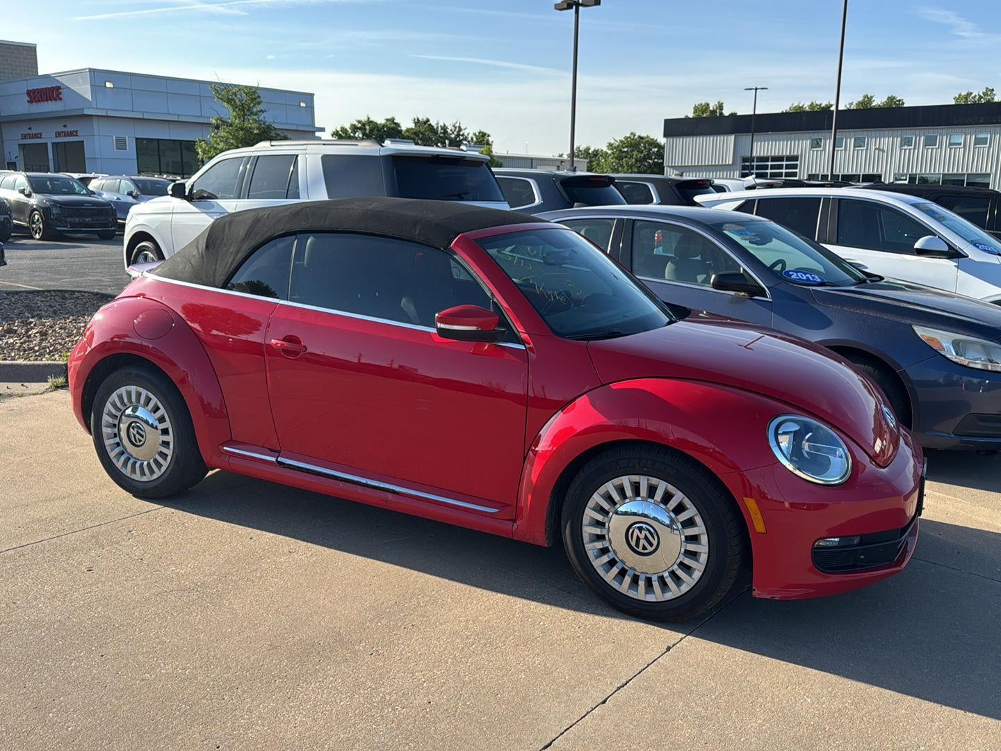 2015 Volkswagen Beetle Convertible 1.8T w/Tech
