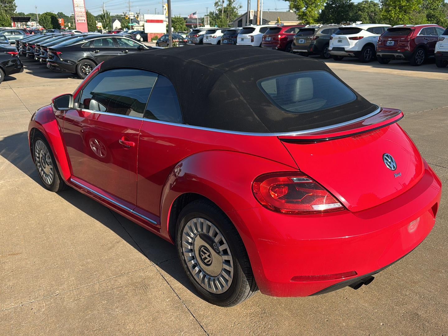 2015 Volkswagen Beetle Convertible 1.8T w/Tech