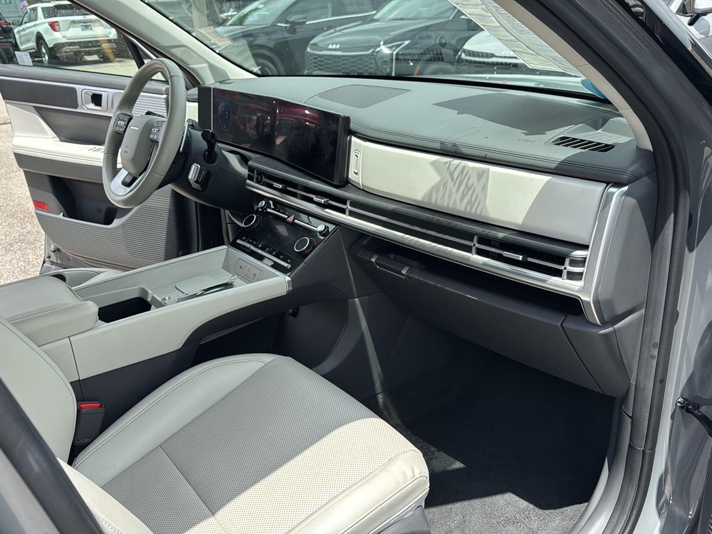 2025 Hyundai SANTA FE SEL