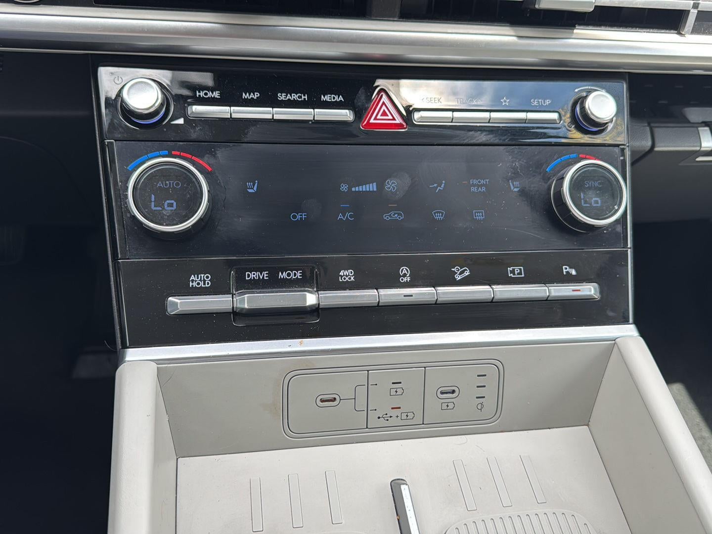 2025 Hyundai SANTA FE SEL
