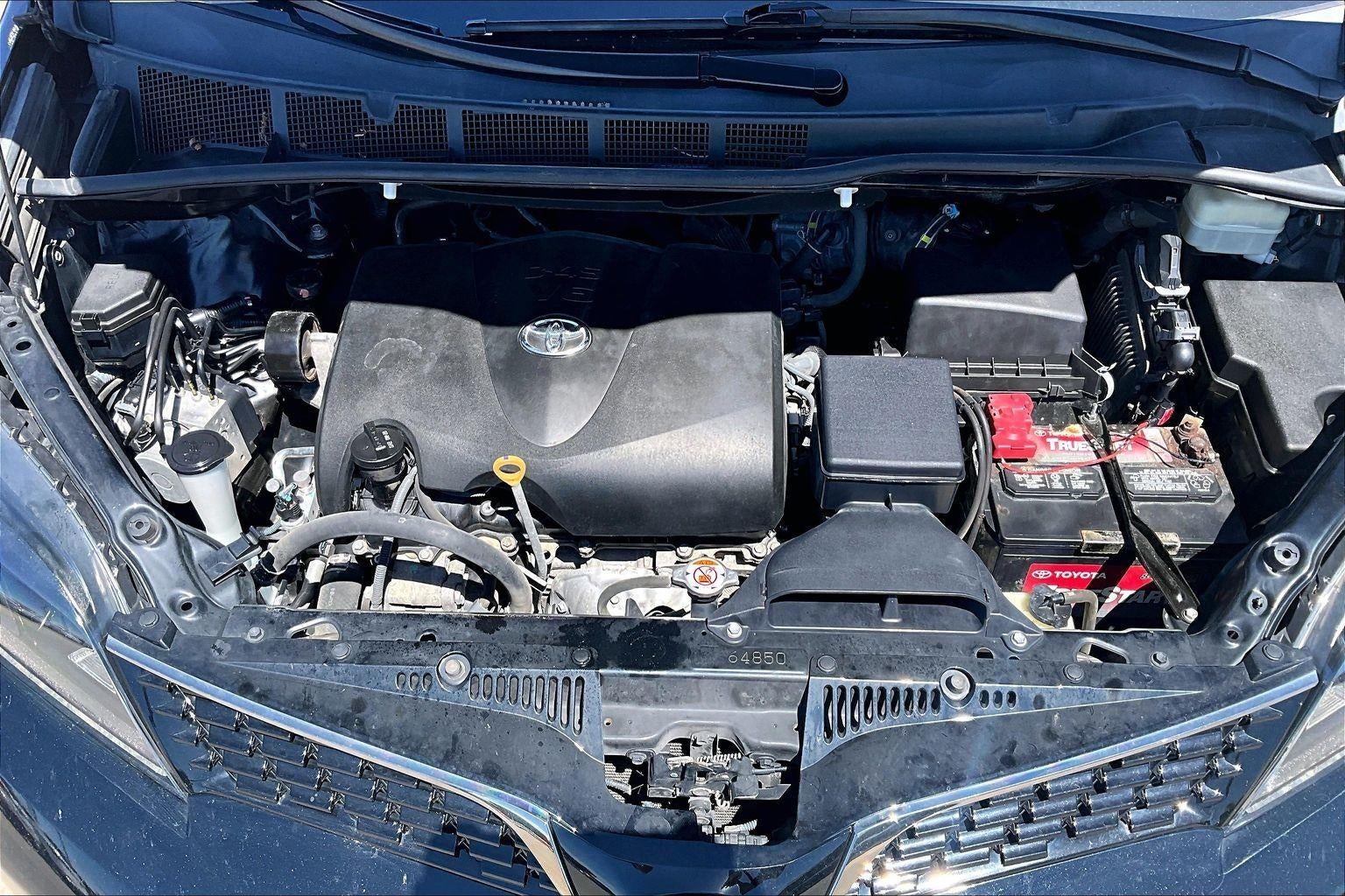 2018 Toyota Sienna SE Premium