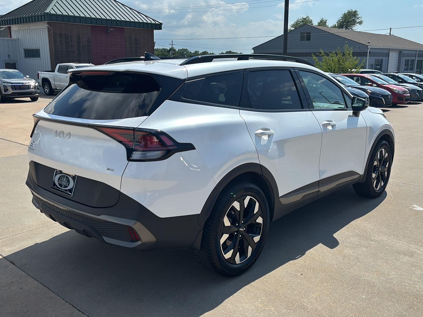 2023 Kia SPORTAGE X-LINE