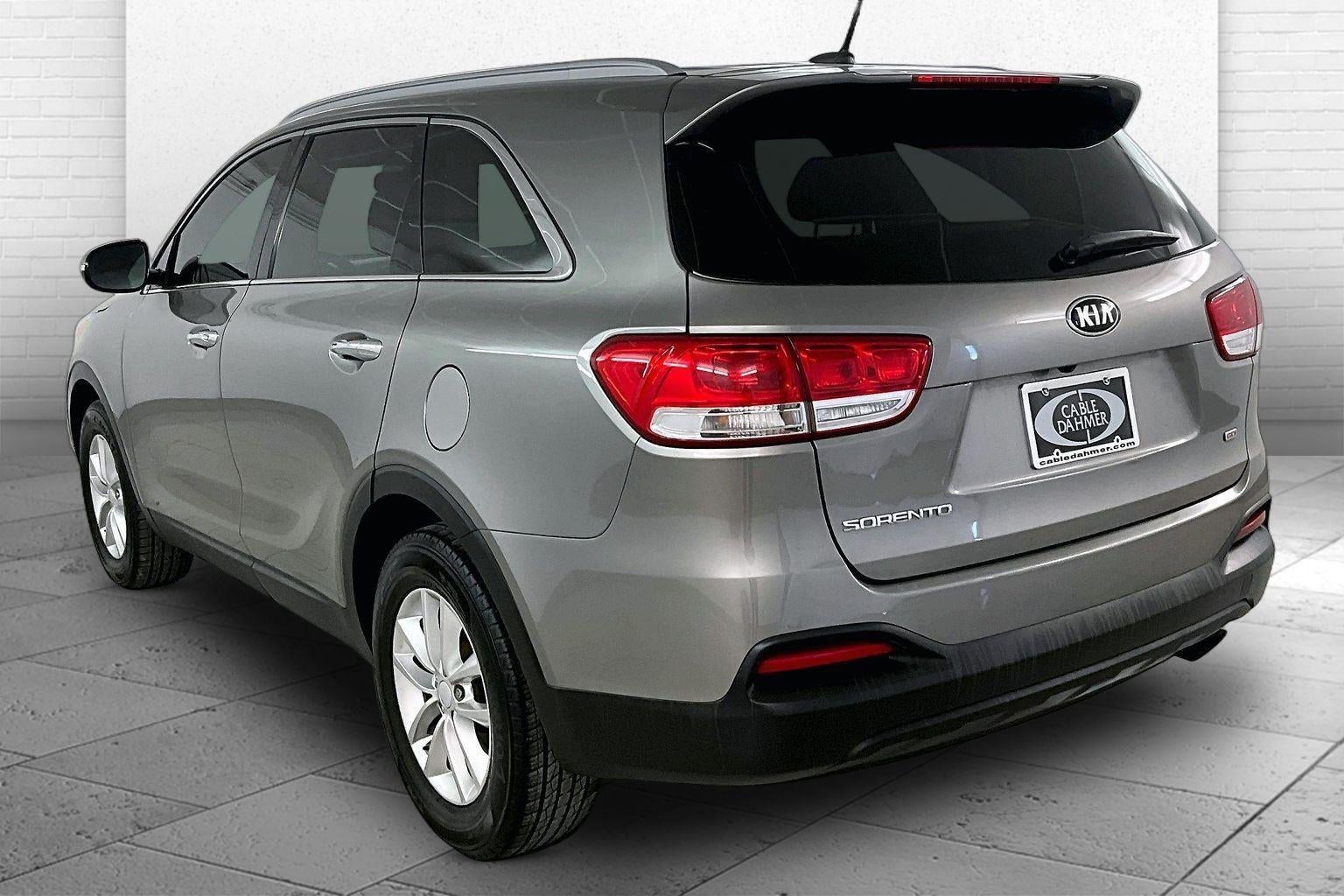 2017 Kia Sorento LX